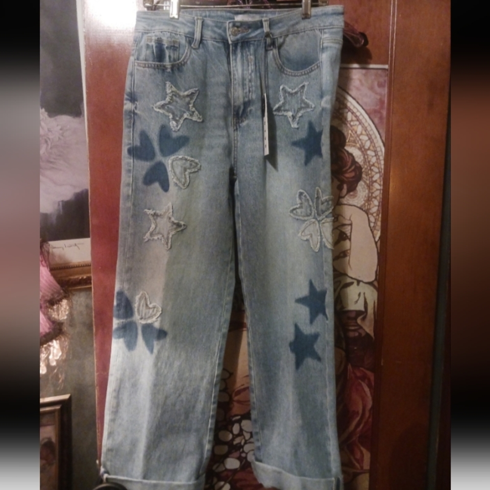 Embellished Star & Heart Straight Leg New Women's Jeans - Light Blue 11/30